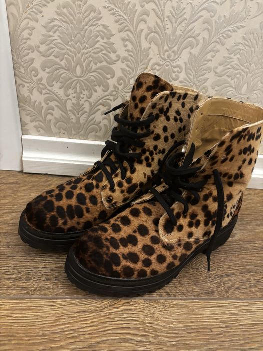 Ghete piele ponei purtate 3 h , marimea 38