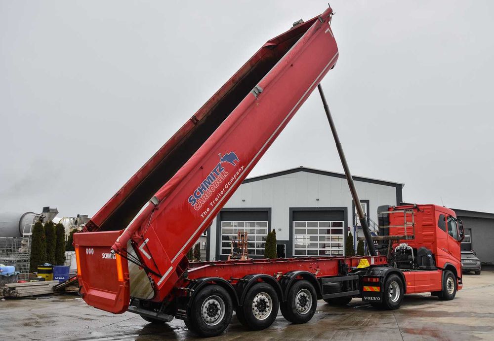 Semiremorca Schmitz basculabila