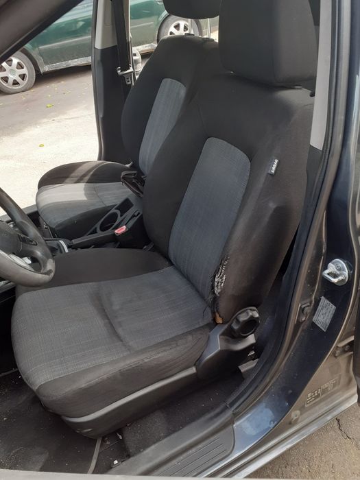 Салон за kia ceeg пълен комплект