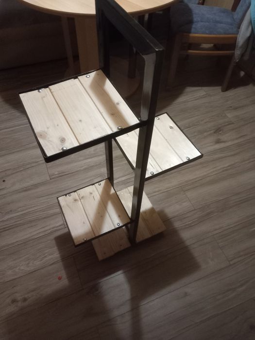 Suport flori pt patru ghivece