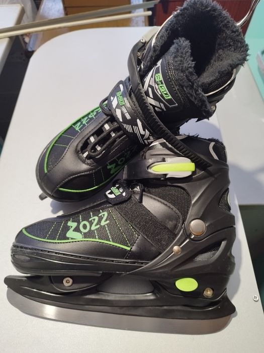 Продам коньки 36-39