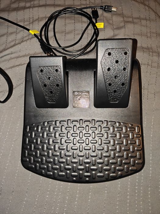 Volan cu pedale de Gaming - Alucard NS-9887