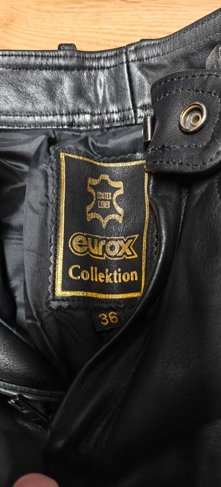 Vând Pantaloni Moto Piele Neagră cu Șireturi Laterale și Capse