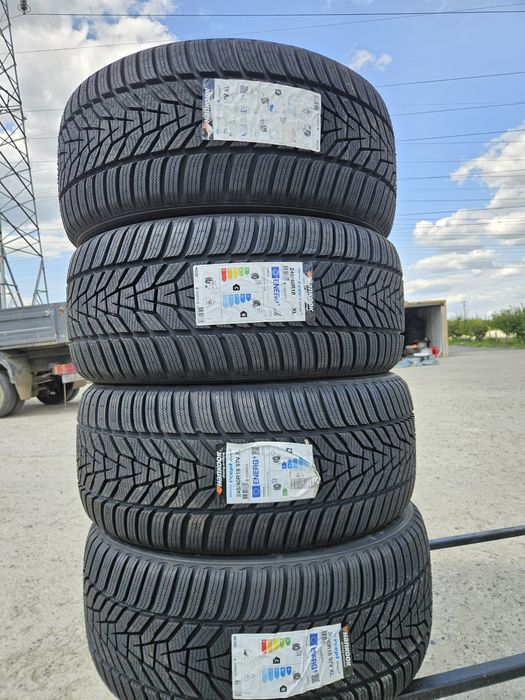 Vând 4 anvelope iarna Noi 245/40r18 245/40/18 HANKOOK
