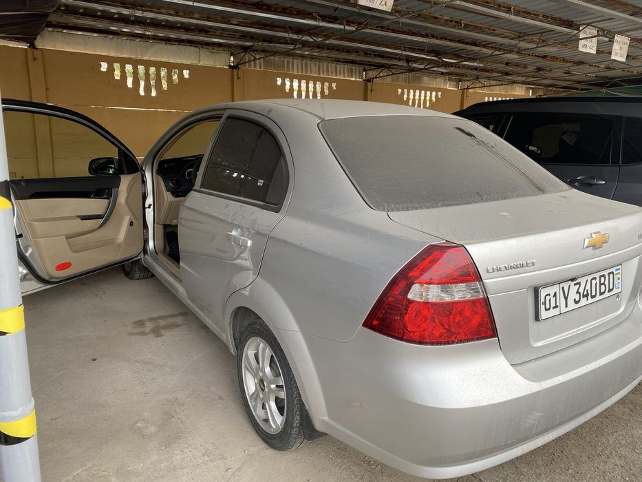 Продам свою nexia 3. 2017 год