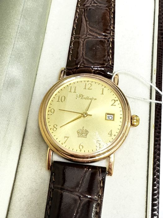 Золотые часы 585