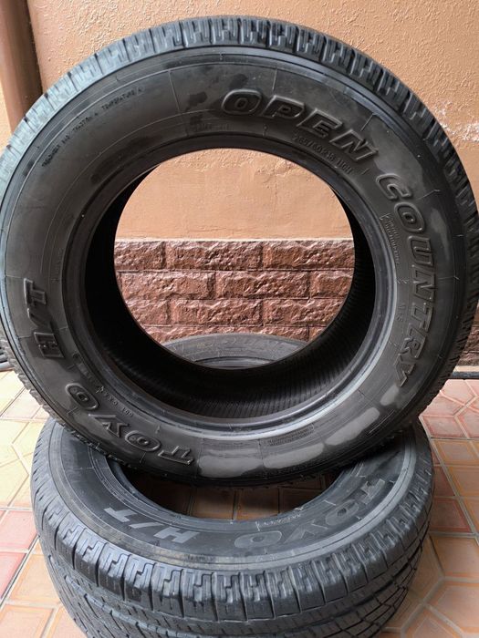 Продам шины на Прадо 150, 2 вида.
