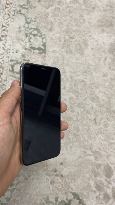 Iphone 11 pro sotanan