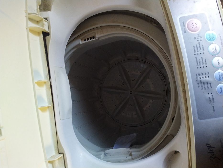 Продам стиральную машину