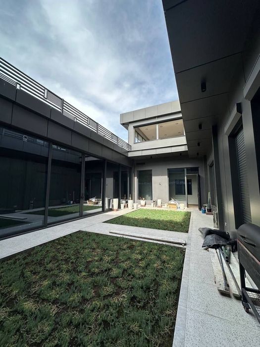 Аренда здание, Глинка, 1.500м2