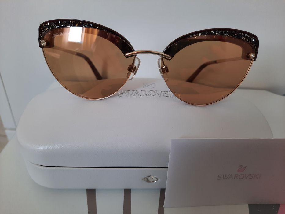 Нови очила на Swarovski