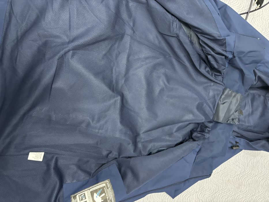 Ветровка Nike