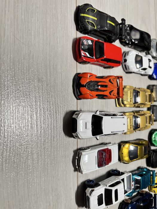 продам Hot wheels