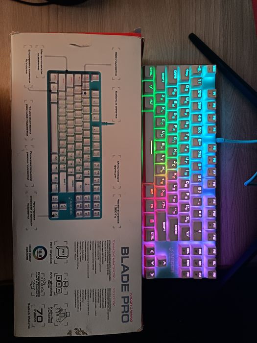 Ardor blade pro красные свичи
