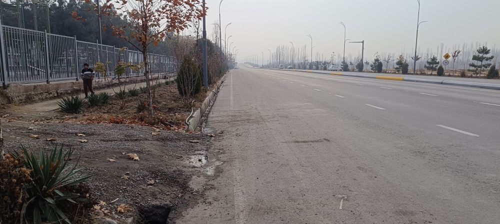 Участка сотилади