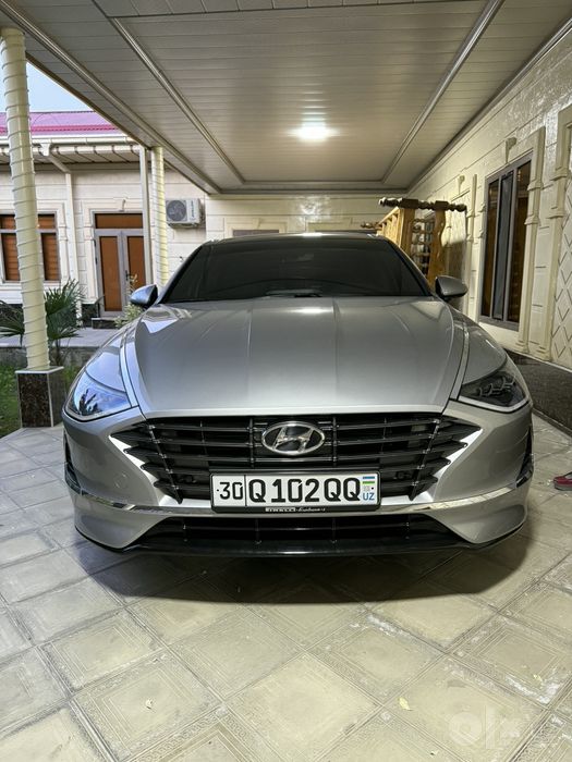 Hyundai Sonata full
