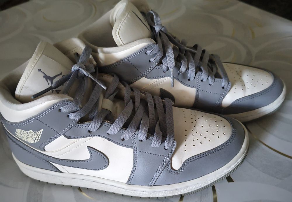 Кроссовки JORDAN AIR,NIKE 40,5 размер