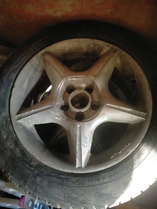 Продам диски с резиной