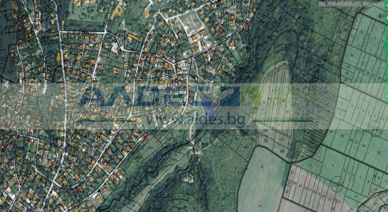 Продава се поземлен имот в гр. Банкя, в.з. Градоман