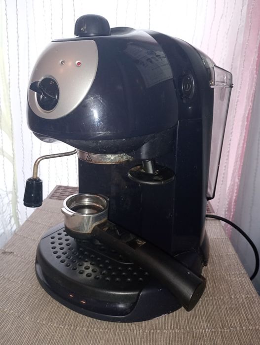 Кафе машина Delonghi