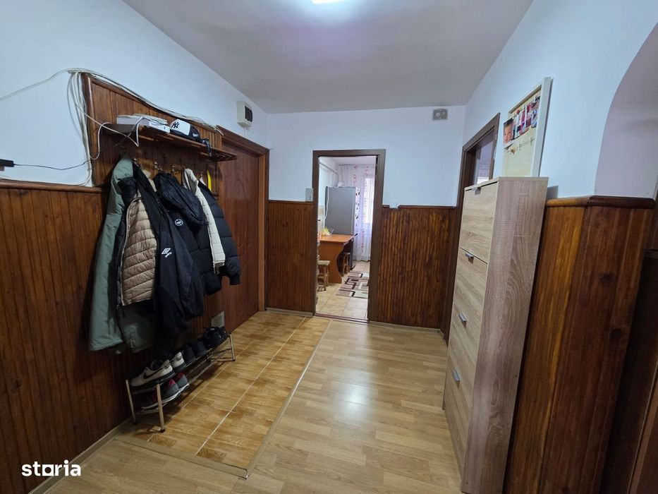 3 camere, decomandat, zona Lidl Favorit, etaj 1, mobilat și utilat