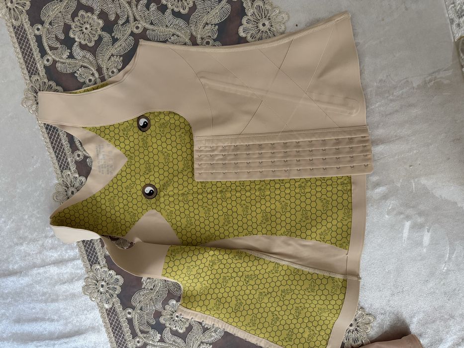 Продается корсет