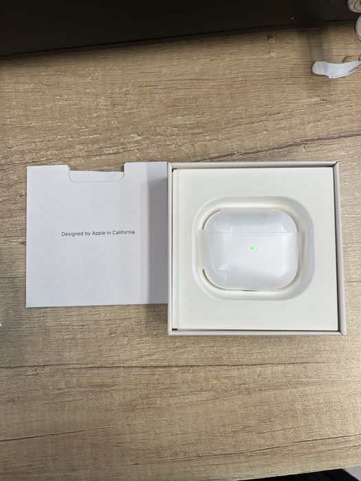 Продам airpods 3