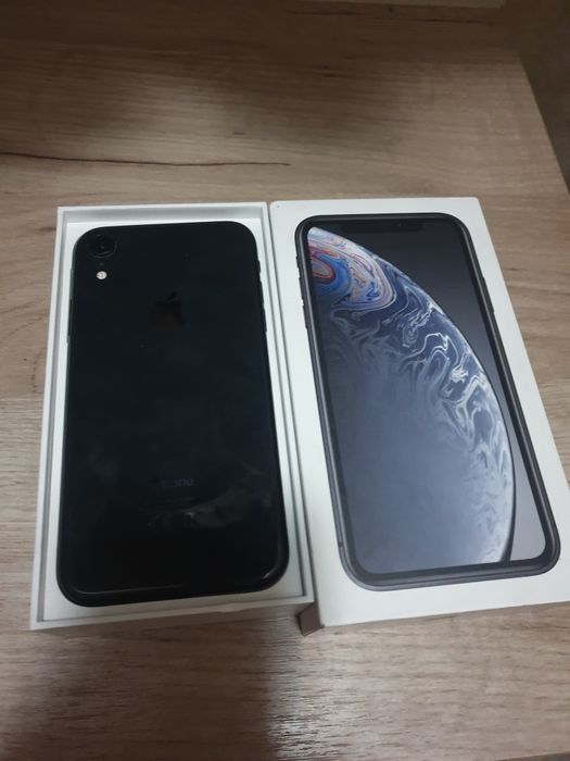 iPhone XR 64GB с коробкой