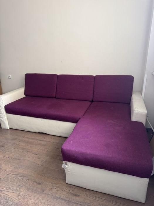 Подарявам диван