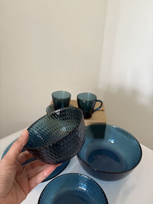 Продам столовый набор Люминарк 43 предмета