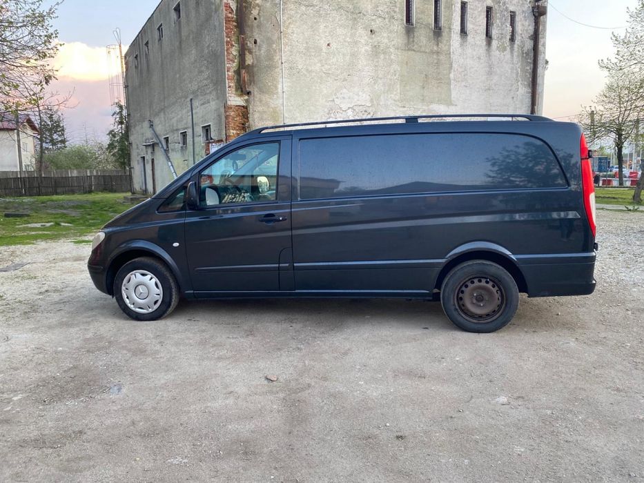 Vând mercedes vito