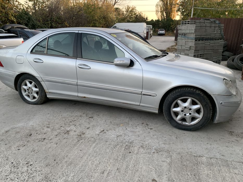 Piese mercedes c class w203 motor 2.2 cutie manuala
