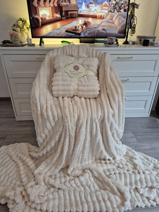 230x200 nuanta delicata de Ivoire patura design tip Sherpa Cozy & Soft