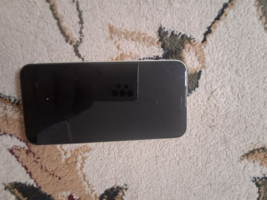 Iphone 11 сатылады бәрі жасайды оригинал