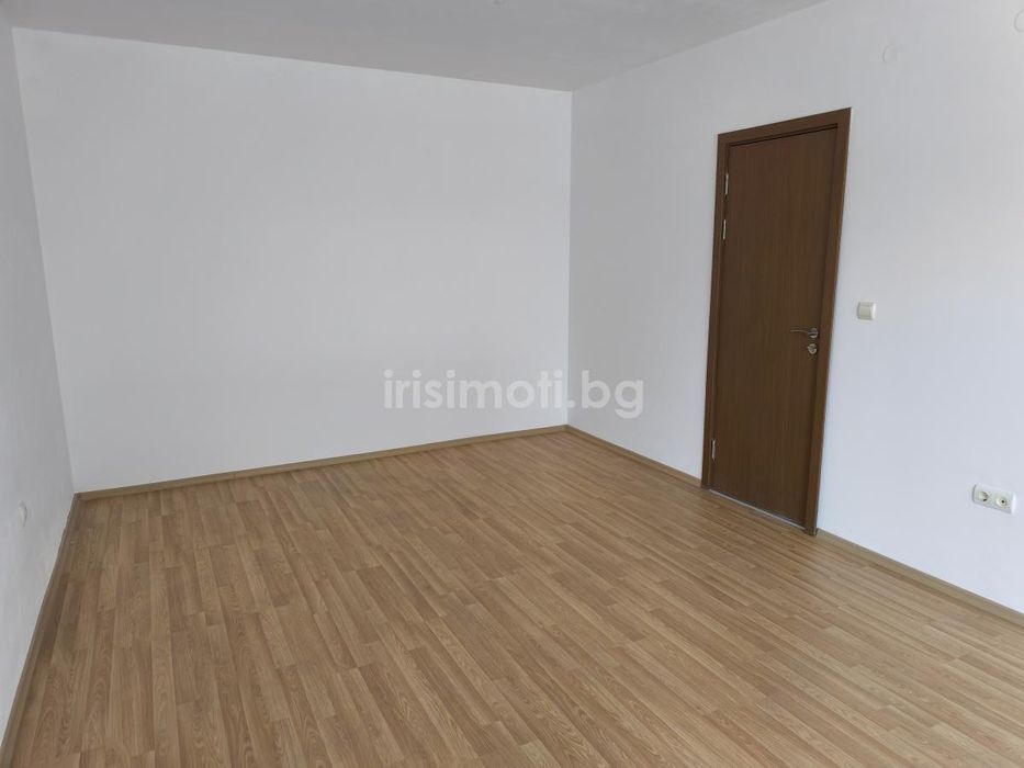 Продава се Тристаен апартамент в София, Манастирски ливади - 110 кв.м за 2537 €/кв.м - Снимка #8