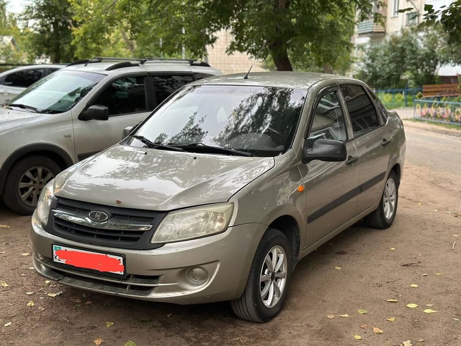 Продам Лада Гранта в хорошем состоянии