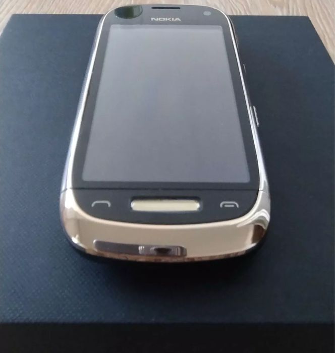 Nokia Oro- 18к златно покритие, чисто нов, уникат!