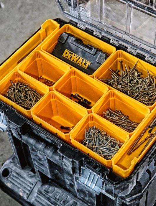 Куфар органайзер Dewalt DWST82968-1 TSTAK