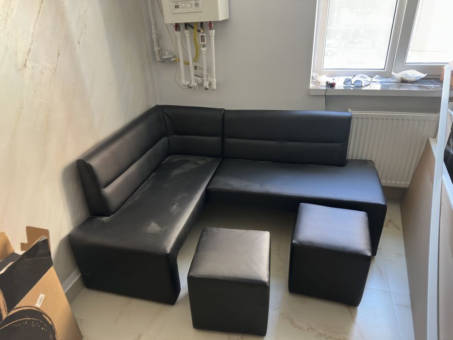 Vand coltar bucatarie cu 2 taburete