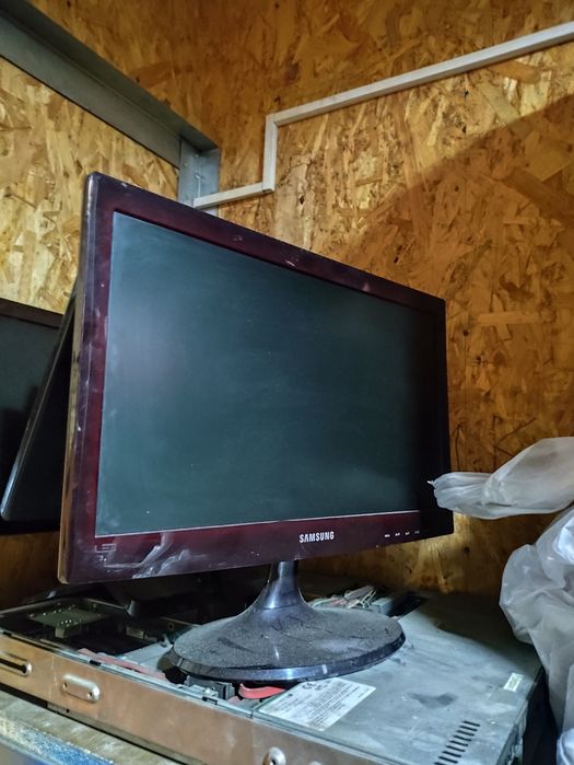 Монитор lg, samsung 19.