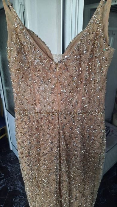 Рокля за абитуриентски бал