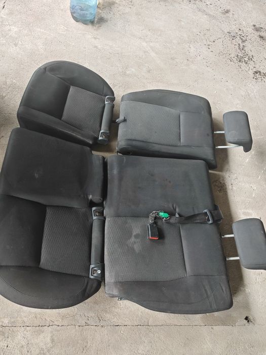 Салон за Land Rover Evog