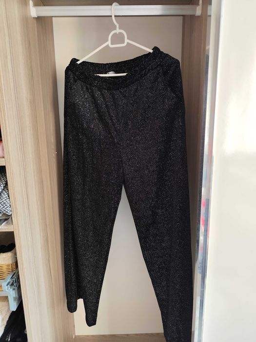 Панталон с лъскави частици