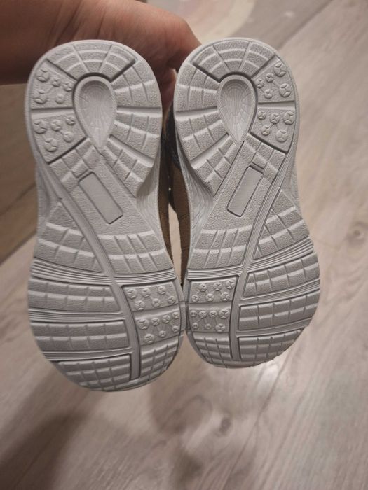 Детски обувки номер 27