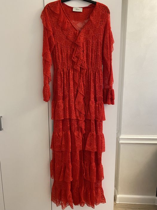 Платье новое 48р