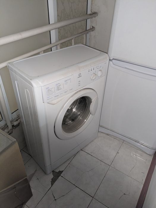 Срочно продам стиральную машину