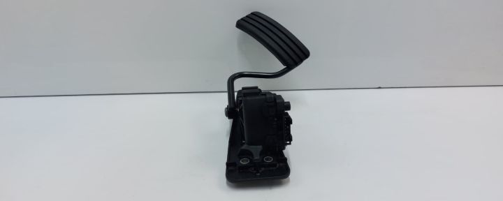Pedala acceleratie  8200007513 Renault Espace a 4-a generatie
