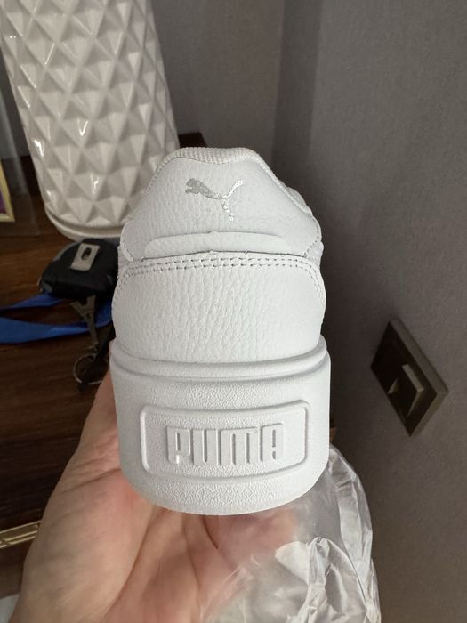 Кроссовки новые Puma оригинал белые