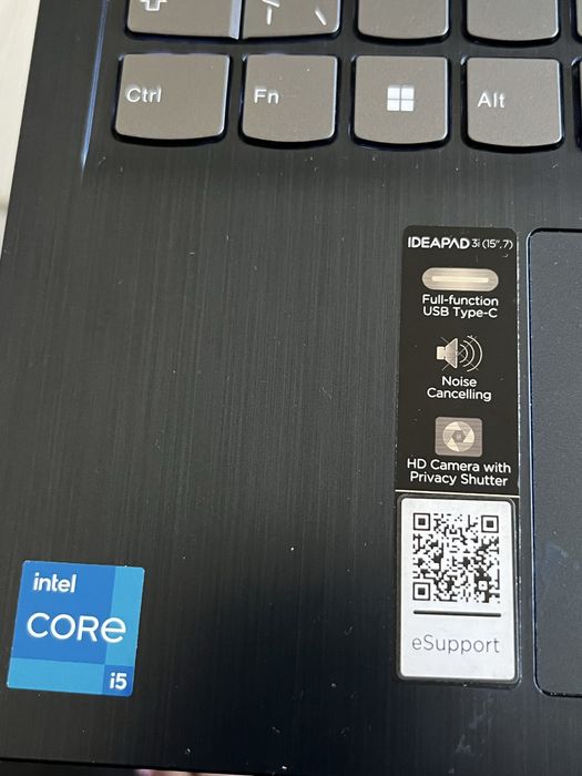 Lenovo leptop.