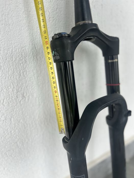 Furca RockShox Yari RC